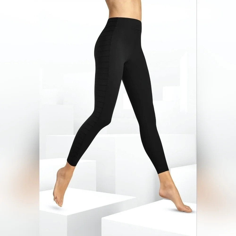 Item M6 power mesh leggings L NWOT